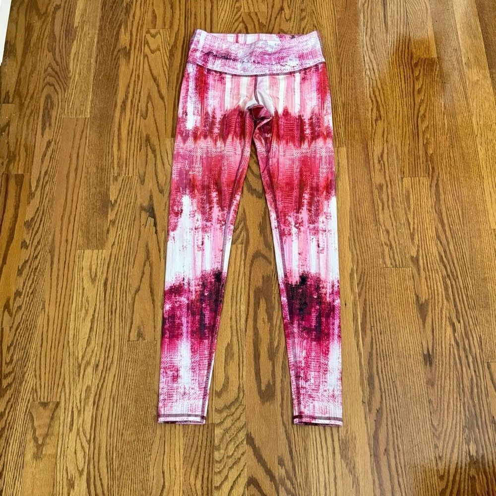 ALO Yoga Red and White Leggings